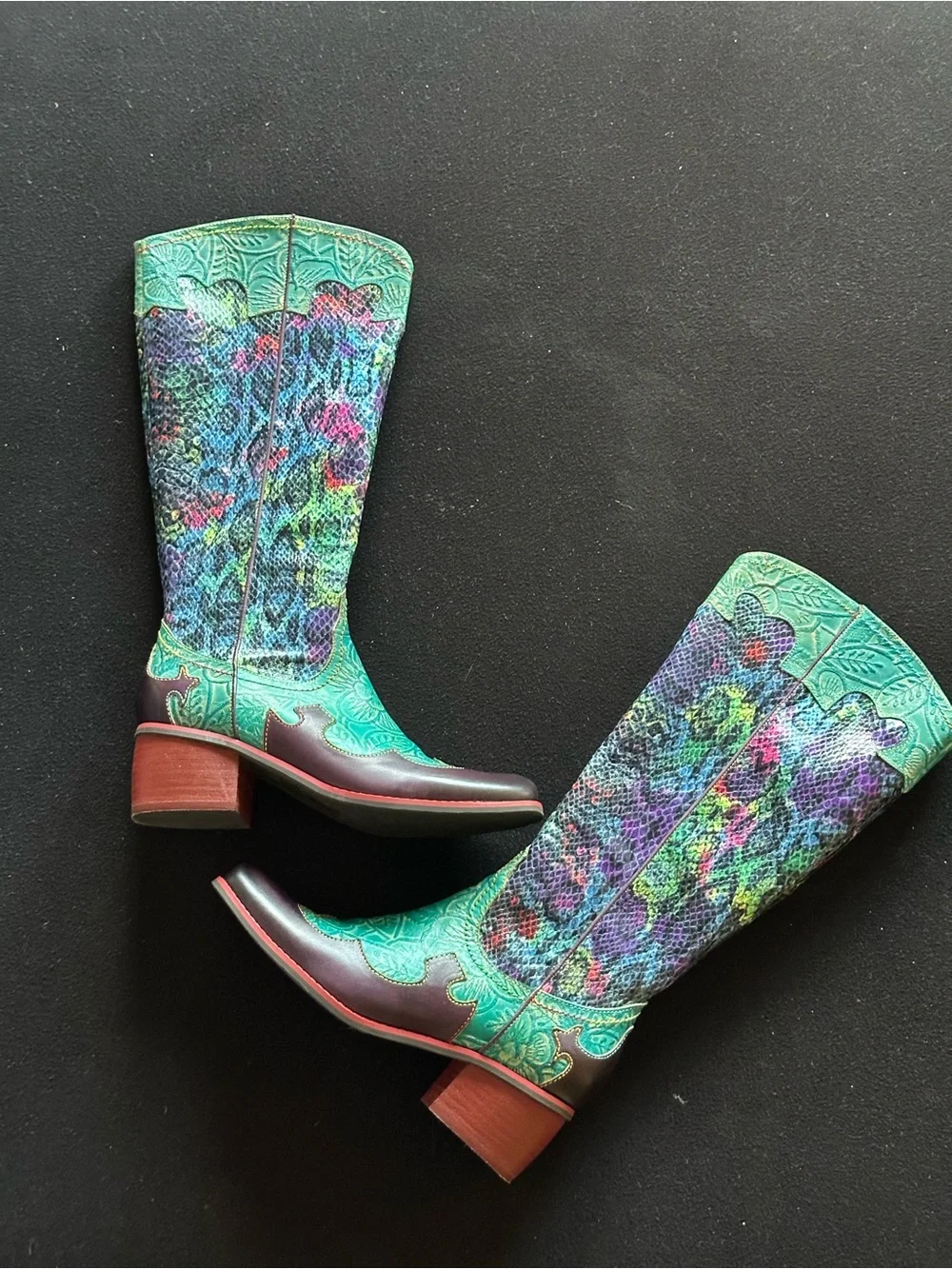 Brand New! L’Artiste Tortoise Western Cowboy Vintage Boots floral interior